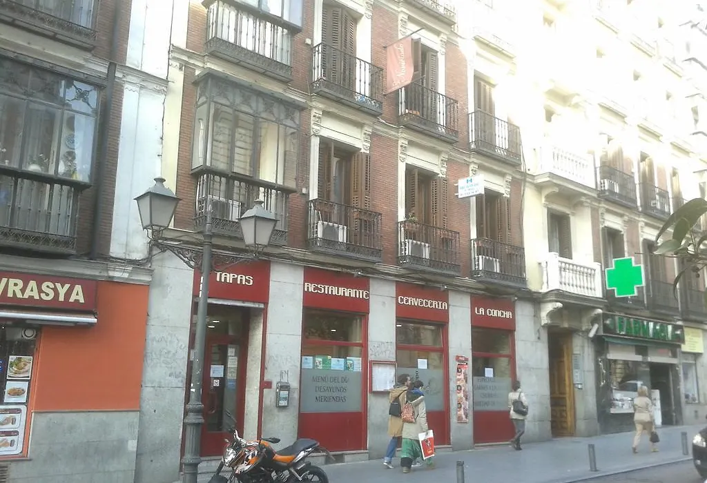 Hostal New Life Madrid-1